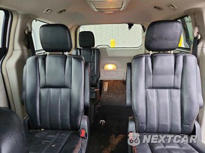 Zdjęcie 10 z 13 samochodu: 2011 CHRYSLER TOWN & COUNTRY TOURING L VIN:2A4RR8DG9BR760224 - miniatura