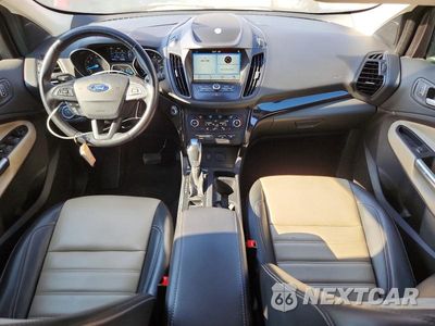 Zdjęcie 8 z 13 samochodu: 2019 FORD ESCAPE SEL VIN:1FMCU9HD8KUB18768 - miniatura