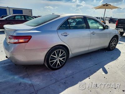 Trzecie zdjęcie samochodu z tyłu: 2011 TOYOTA CAMRY BASE VIN:4T1BF3EK4BU684125 - miniatura