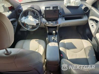 Zdjęcie 8 z 14 samochodu: 2011 TOYOTA RAV4 BASE VIN:JTMBF4DV9BD040464 - miniatura
