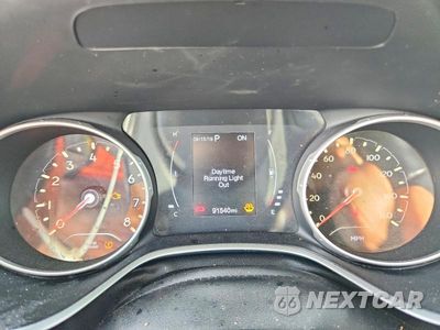Zdjęcie 9 z 13 samochodu: 2020 JEEP COMPASS LATITUDE VIN:3C4NJDBB6LT174686 - miniatura