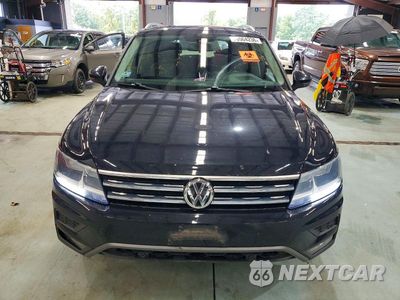 Piąte zdjęcie samochodu w środku: 2019 VOLKSWAGEN TIGUAN SE VIN:3VV2B7AX9KM163741 - miniatura