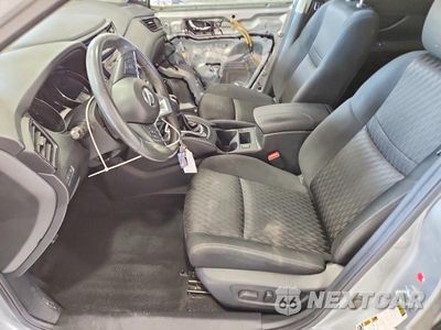 Zdjęcie 7 z 14 samochodu: 2017 NISSAN ROGUE SV VIN:KNMAT2MT1HP504510 - miniatura