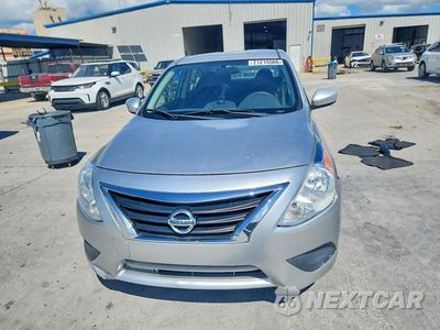 Piąte zdjęcie samochodu w środku: 2017 NISSAN VERSA 1.6 SV VIN:3N1CN7AP2HK442563 - miniatura