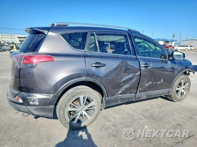 Trzecie zdjęcie samochodu z tyłu: 2018 TOYOTA RAV4 XLE VIN:JTMWFREV2JJ732661 - miniatura