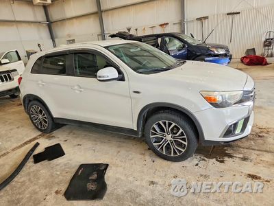 Czwarte zdjęcie samochodu z boku: 2019 MITSUBISHI OUTLANDER SPORT ES VIN:JA4AR3AU8KU013095 - miniatura