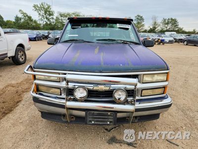 Piąte zdjęcie samochodu w środku: 1995 CHEVROLET GMT-400 K1500 VIN:2GCEK19K3S1260930 - miniatura