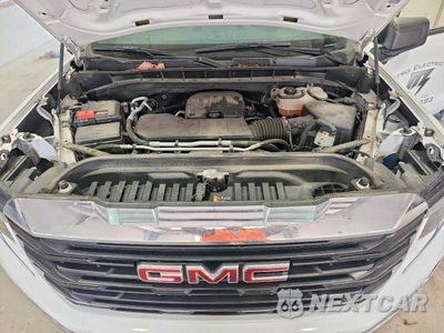 Zdjęcie 11 z 12 samochodu: 2023 GMC SIERRA C1500 VIN:3GTNHAEK3PG104342 - miniatura