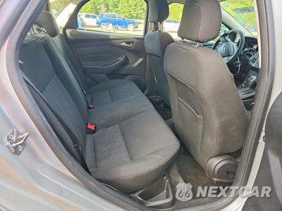 Zdjęcie 10 z 12 samochodu: 2018 FORD FOCUS SE VIN:1FADP3F2XJL279888 - miniatura