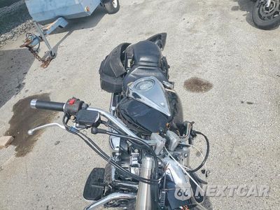 Piąte zdjęcie samochodu w środku: 2010 YAMAHA XVS950 A VIN:JYAVN01E1AA010545 - miniatura