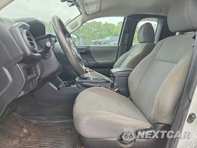 Zdjęcie 7 z 13 samochodu: 2017 TOYOTA TACOMA SR VIN:5TFRX5GN5HX094087 - miniatura