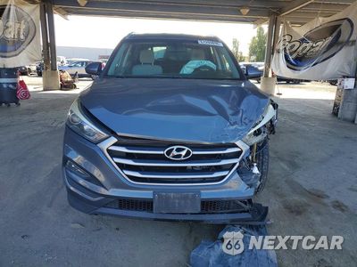 Piąte zdjęcie samochodu w środku: 2018 HYUNDAI TUCSON SEL VIN:KM8J33A43JU672932 - miniatura