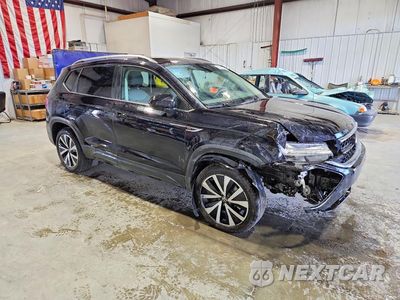 Czwarte zdjęcie samochodu z boku: 2024 VOLKSWAGEN TAOS SE VIN:3VVSX7B27RM067833 - miniatura