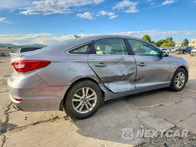 Trzecie zdjęcie samochodu z tyłu: 2017 HYUNDAI SONATA SE VIN:5NPE24AF8HH569400 - miniatura