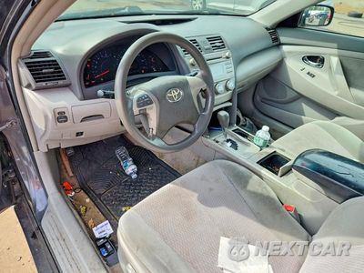 Zdjęcie 8 z 12 samochodu: 2011 TOYOTA CAMRY LE VIN:4T1BF3EK1BU147034 - miniatura
