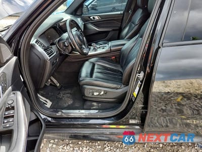 Zdjęcie 7 z 12 samochodu: 2019 BMW X5 XDRIVE50I VIN:5UXJU2C5XKLN66873 - miniatura