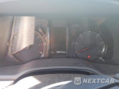 Zdjęcie 9 z 13 samochodu: 2022 TOYOTA 4 RUNNER VIN:JTEMU5JR1N6016157 - miniatura