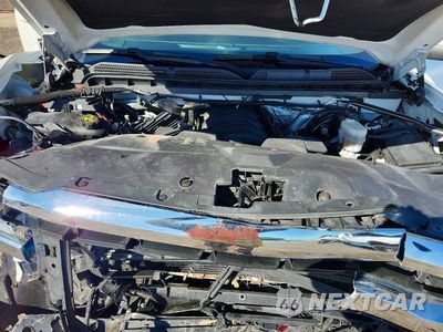Zdjęcie 11 z 12 samochodu: 2017 CHEVROLET SILVERADO K1500 LT VIN:3GCUKREC1HG504129 - miniatura