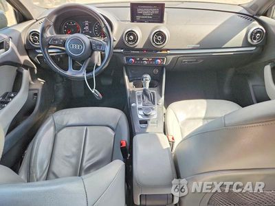 Zdjęcie 8 z 12 samochodu: 2017 AUDI A3 PREMIUM VIN:WAUB8GFF4H1033740 - miniatura
