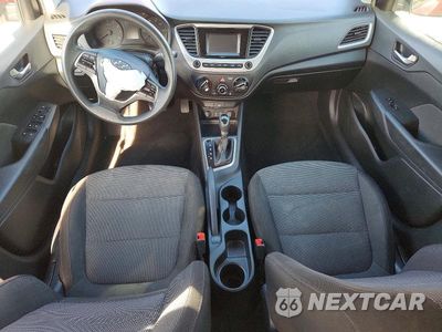 Zdjęcie 8 z 12 samochodu: 2020 HYUNDAI ACCENT SE VIN:3KPC24A63LE104415 - miniatura