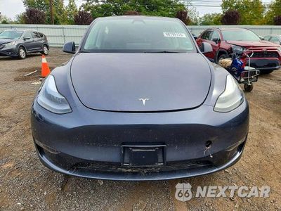 Piąte zdjęcie samochodu w środku: 2023 TESLA MODEL Y VIN:7SAYGDEEXPF890905 - miniatura