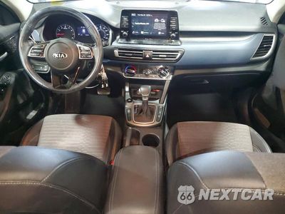 Zdjęcie 8 z 14 samochodu: 2021 KIA SELTOS S VIN:KNDEUCAA3M7115451 - miniatura