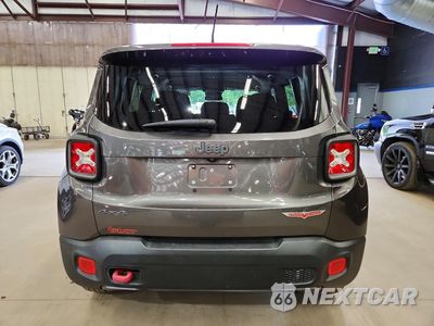 Zdjęcie 6 z 13 samochodu: 2017 JEEP RENEGADE TRAILHAWK VIN:ZACCJBCB6HPE57162 - miniatura