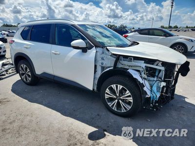 Czwarte zdjęcie samochodu z boku: 2022 NISSAN ROGUE SV VIN:5N1BT3BB6NC722185 - miniatura