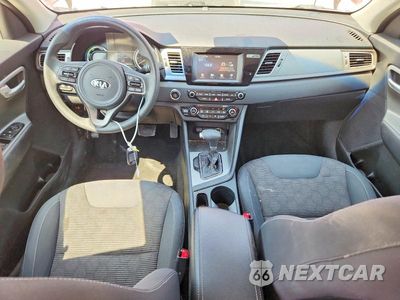 Zdjęcie 8 z 14 samochodu: 2018 KIA NIRO LX VIN:KNDCB3LC4J5152219 - miniatura