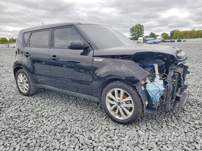Czwarte zdjęcie samochodu z boku: 2018 KIA SOUL + VIN:KNDJP3A54J7504765 - miniatura