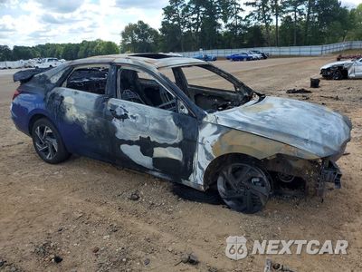 Czwarte zdjęcie samochodu z boku: 2025 HYUNDAI ELANTRA SEL VIN:KMHLS4DG4SU977042 - miniatura