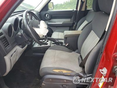 Zdjęcie 7 z 13 samochodu: 2007 DODGE NITRO SLT VIN:1D8GU58K27W636398 - miniatura
