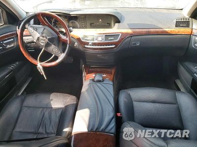 Zdjęcie 8 z 12 samochodu: 2013 MERCEDES-BENZ S 550 VIN:WDDNG7DB0DA527161 - miniatura