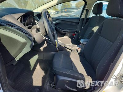 Zdjęcie 7 z 12 samochodu: 2018 FORD FOCUS SE VIN:1FADP3F24JL293382 - miniatura