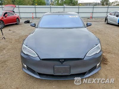 Piąte zdjęcie samochodu w środku: 2019 TESLA MODEL S VIN:5YJSA1E41KF301100 - miniatura