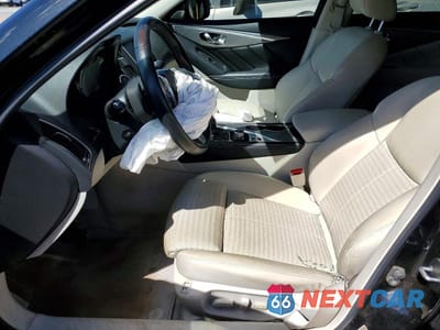 Zdjęcie 7 z 12 samochodu: 2019 INFINITI Q50 3.0T SPORT VIN:JN1EV7AR1KM550660 - miniatura