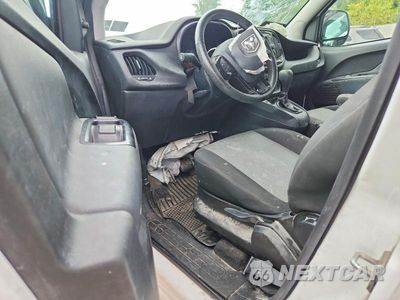 Zdjęcie 8 z 13 samochodu: 2016 RAM PROMASTER CITY SLT VIN:ZFBERFBT4G6B88878 - miniatura