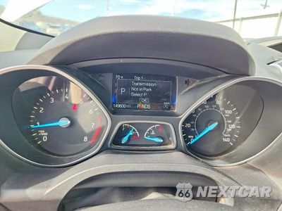Zdjęcie 9 z 13 samochodu: 2017 FORD ESCAPE SE VIN:1FMCU9GD9HUC34474 - miniatura