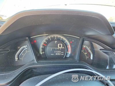 Zdjęcie 9 z 13 samochodu: 2018 HONDA CIVIC LX VIN:19XFC2F58JE019257 - miniatura