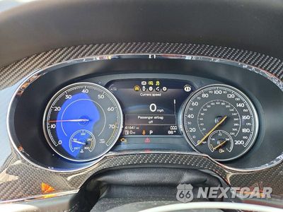 Zdjęcie 9 z 14 samochodu: 2019 BENTLEY BENTAYGA VIN:SJAAM2ZV7KC024902 - miniatura