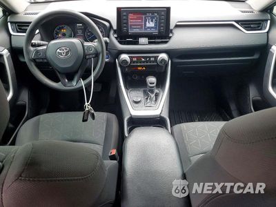 Zdjęcie 8 z 13 samochodu: 2021 TOYOTA RAV4 HYBRID XLE VIN:4T3R6RFV5MU013311 - miniatura