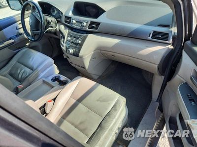 Zdjęcie 8 z 13 samochodu: 2011 HONDA ODYSSEY TOURING VIN:5FNRL5H98BB009578 - miniatura