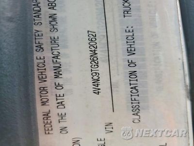 Zdjęcie 12 z 13 samochodu: 2006 VOLVO VNL SEMI TRUCK VIN:4V4NC9TG26N420627 - miniatura