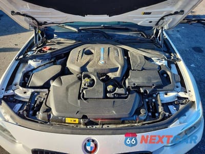 Zdjęcie 11 z 12 samochodu: 2018 BMW 3ER 330E VIN:WBA8E1C53JA177927 - miniatura