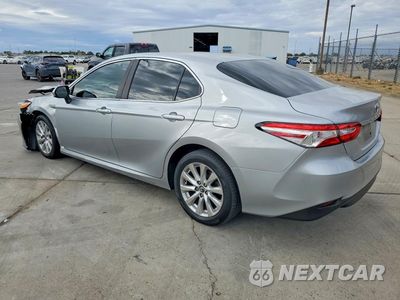 Drugie zdjęcie samochodu z przodu: 2018 TOYOTA CAMRY LE VIN:4T1B11HK4JU101677 - miniatura
