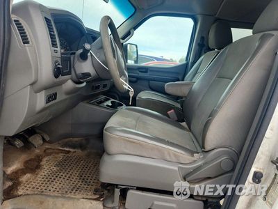 Zdjęcie 7 z 13 samochodu: 2013 NISSAN NV 3500 HD S VIN:5BZBF0AA4DN200404 - miniatura