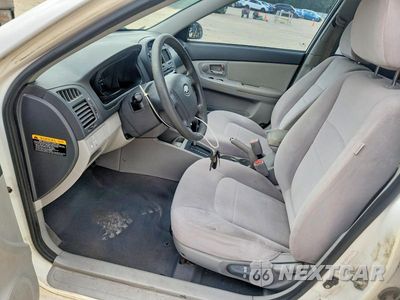 Zdjęcie 7 z 12 samochodu: 2008 KIA SPECTRA LX VIN:KNAFE121285504049 - miniatura