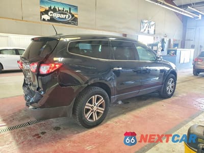 Trzecie zdjęcie samochodu z tyłu: 2016 CHEVROLET TRAVERSE LT VIN:1GNKVGKD2GJ134488 - miniatura