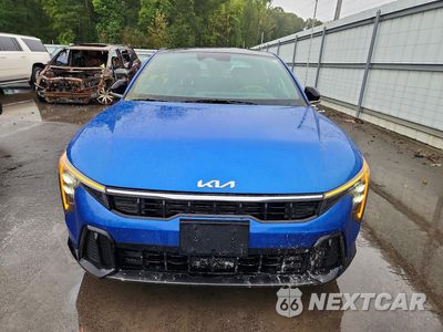 Piąte zdjęcie samochodu w środku: 2025 KIA K4 GT LINE VIN:3KPFW4DEXSE162590 - miniatura