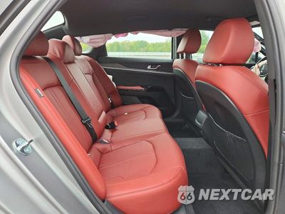 Zdjęcie 10 z 12 samochodu: 2026 KIA K5 GT LINE VIN:KNAG64J78T5451939 - miniatura